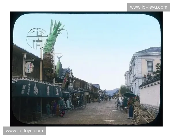 双城记：当大阪的市井烟火，撞上上海的极致摩登