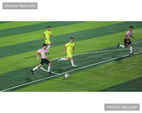 当足球激情碰撞，英伦风情与意式浪漫的世纪对决